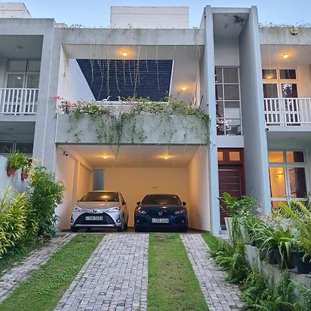 Oesis - Stylish Villa Steps From Historic Galle Fort Eksteriør bilde