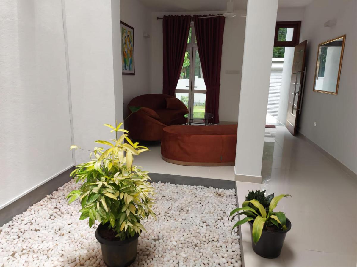 Oesis - Stylish Villa Steps From Historic Galle Fort Eksteriør bilde